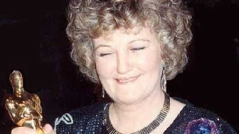 Addio a Brenda Fricker, premio Oscar e volto conosciuto di Mamma ho perso l'aereo