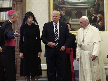 Melania Trump incontra Papa Francesco 2