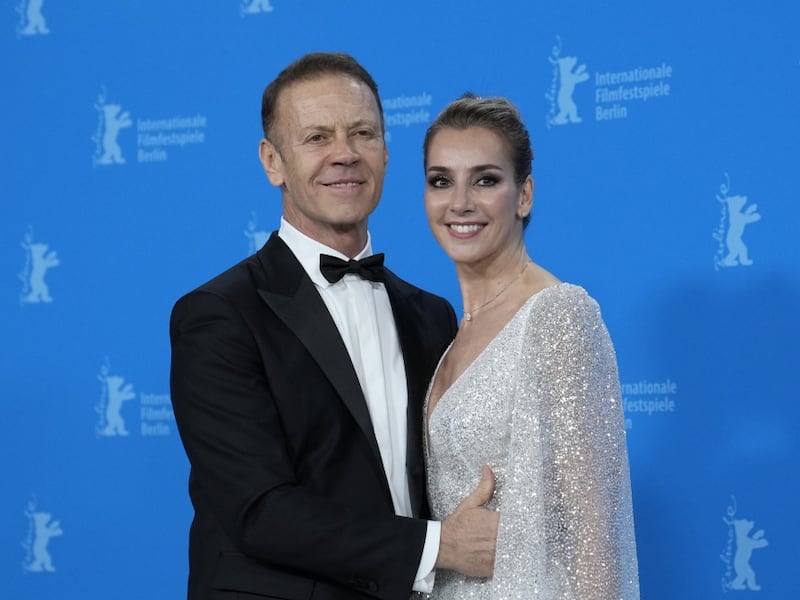 L’incontro a Cannes, i film insieme, i due matrimoni, i figli: la storia d’amore tra Rocco Siffredi e Rosa Tassi