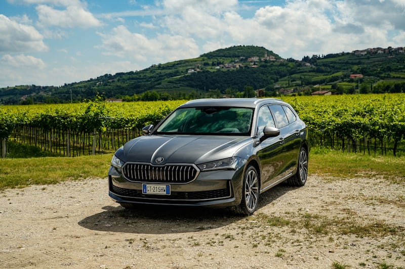 Skoda Superb, guarda la gallery 15
