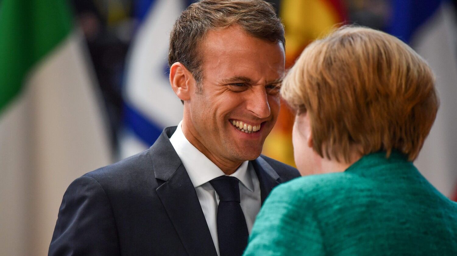 Nuovo asse Macron-Merkel: scaricato il resto dell'Europa