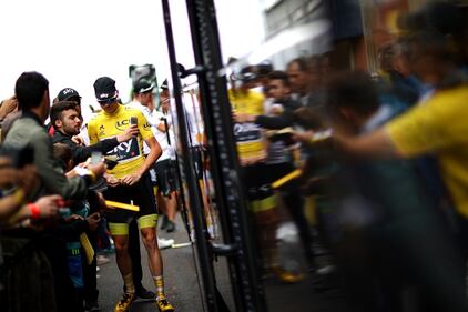 Tour de France, le foto con dedica della Pinarello di Froome 10