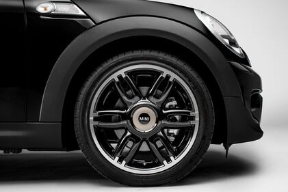 MINI Clubman Bond Street 1