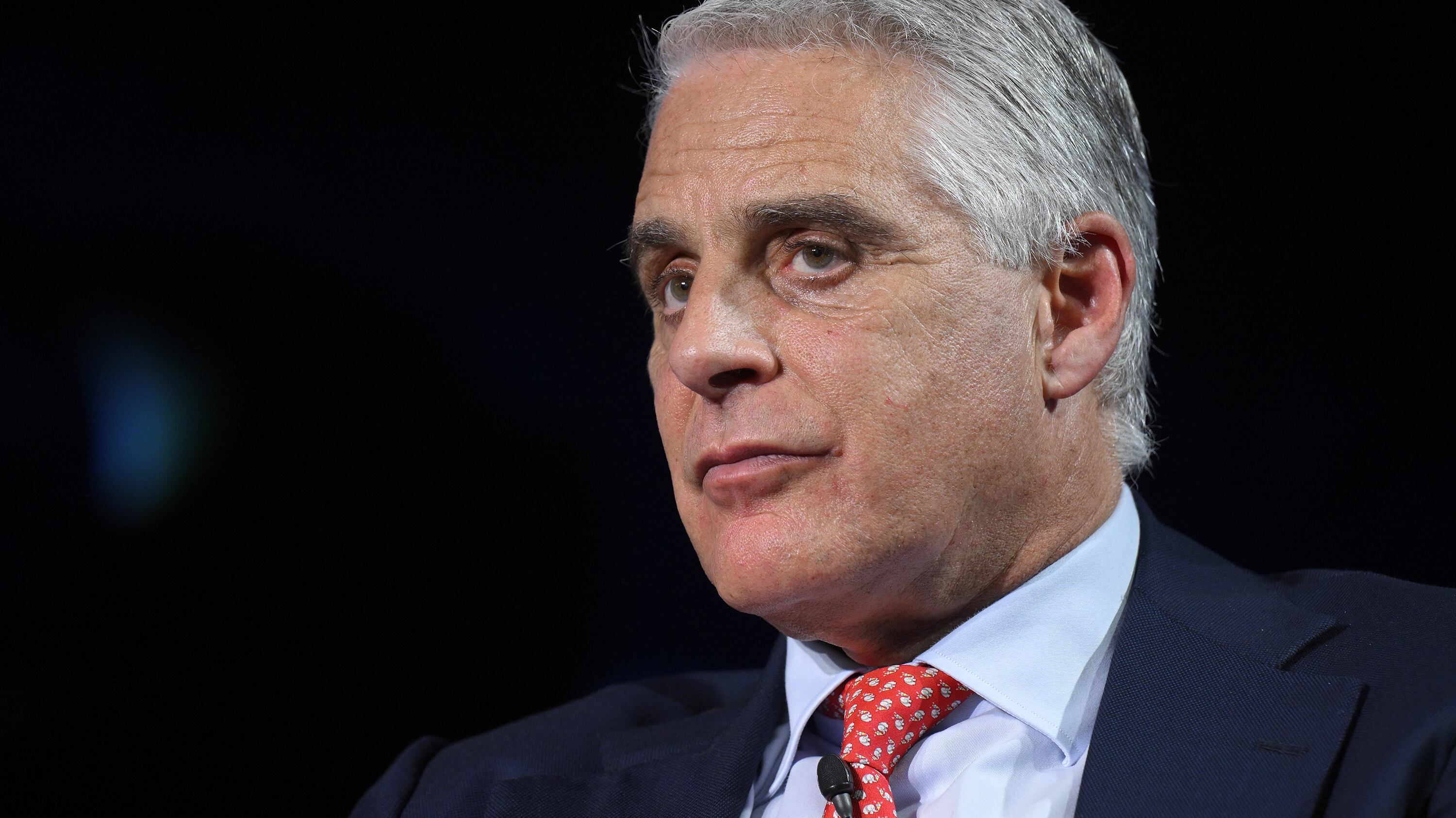 Assemblea di Commerz. Orcel sceglie di disertare