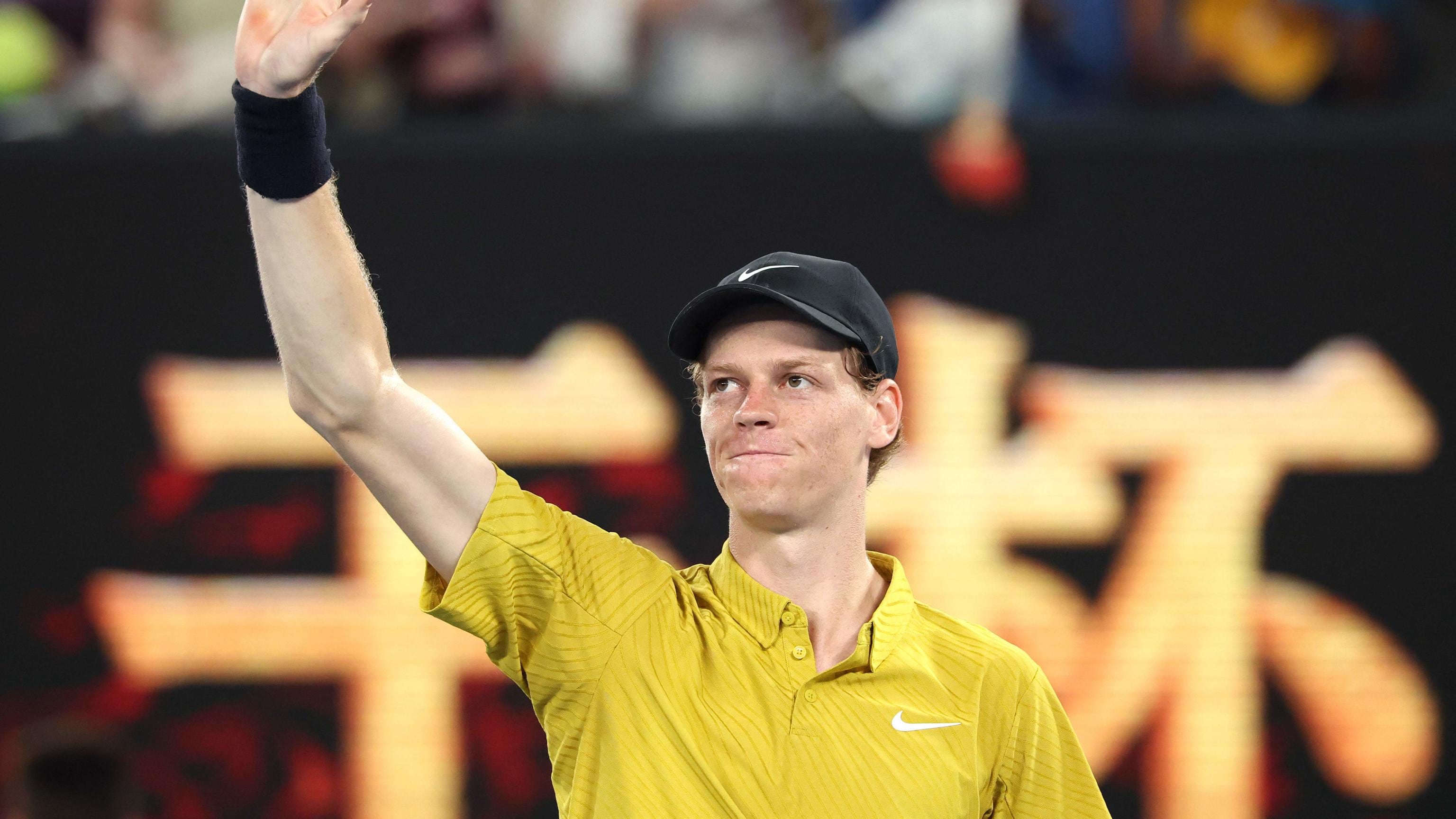 Australian Open, Sinner più forte del caldo e dei crampi: rimonta Spizzirri e vola agli ottavi
