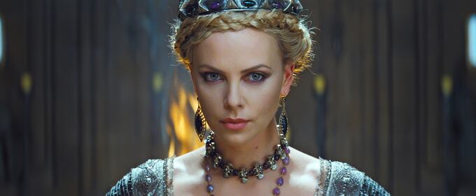 Charlize Theron e Tom Hardy, i protagonisti del nuovo Mad Max 2
