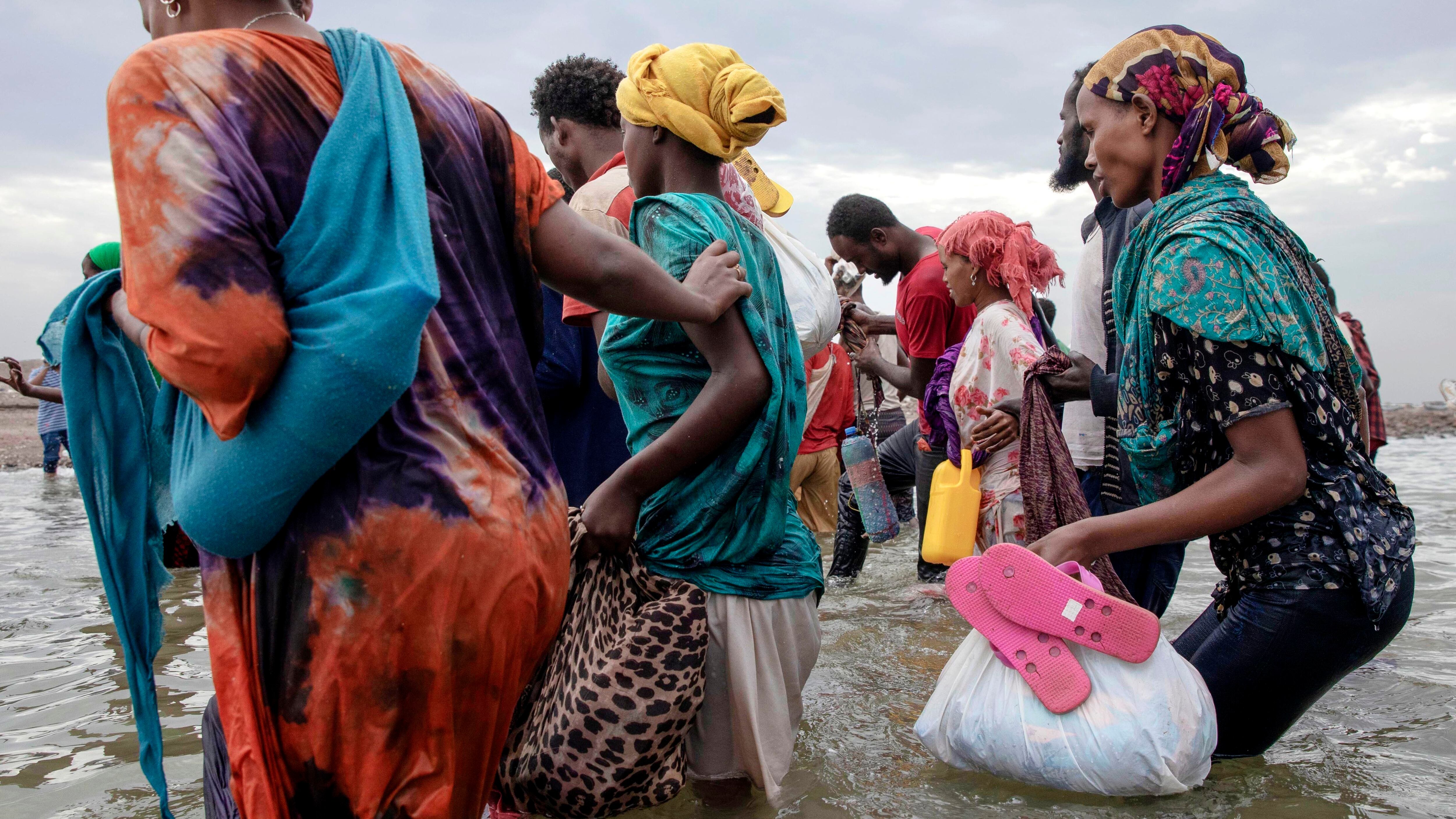 Coronavirus in Africa, la Lega all'attacco: "Se rischio è reale chiudere i porti"