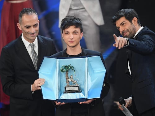 Sanremo, Ultimo trionfa tra i Giovani
