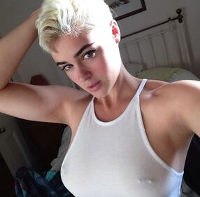 Stefania Ferrario, la modella che rifiuta le etichette 8