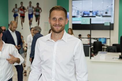 Juventus, visite mediche per Höwedes 4
