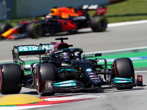 Hamilton vola ma perde 5 posti in griglia