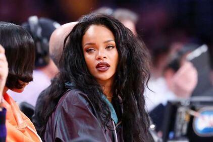 Rihanna: "il vestito del Met? L'ho trovato online" 18