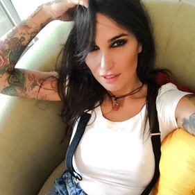 Siria De Fazio sexy nel photoshooting intimo 10