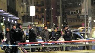 Ragazza reagisce allo scippo: la polizia arresta tre egiziani
