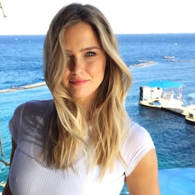 Bar Refaeli, una futura mamma social 7