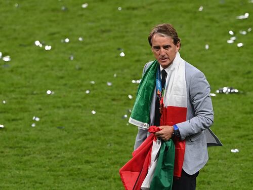 Mancini da spigoloso a poliedrico. Ha riportato in alto una Nazionale ferita