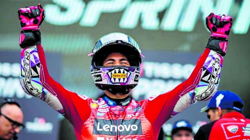Bastianini fa il bis dopo la Sprint Martin, doppio sorpasso a Bagnaia