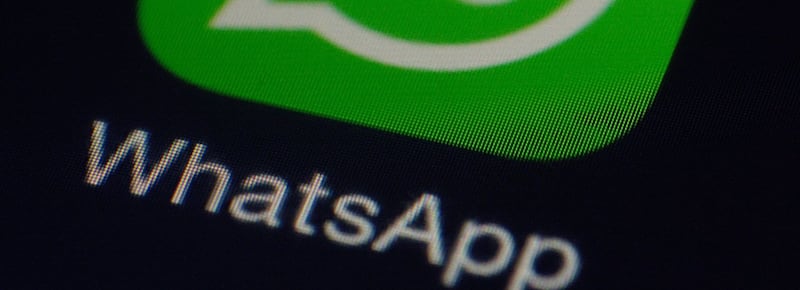 Sicurezza su WhatsApp: un’allerta automatica ci difenderà dai messaggi ingannevoli