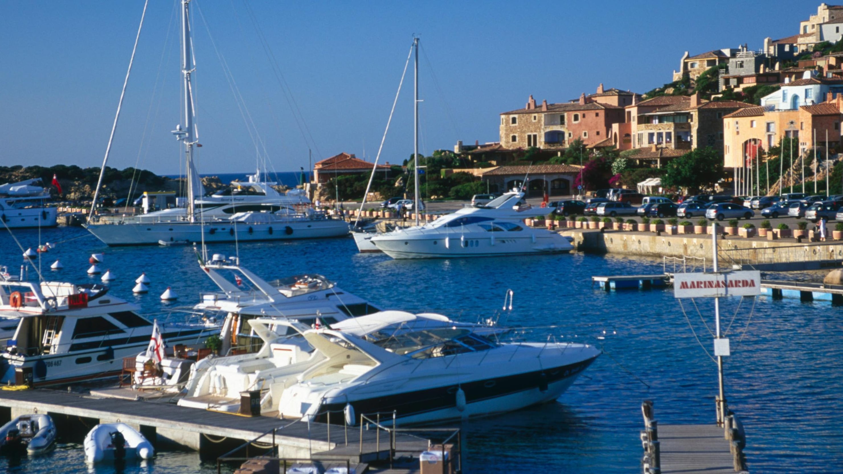 Giù l'Iva sui porti La Sardegna riconsegna il suo mare alle barche
