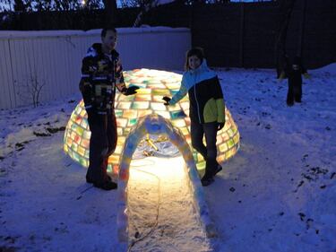 Un igloo fai da te: la creazione di Daniel Gray 14
