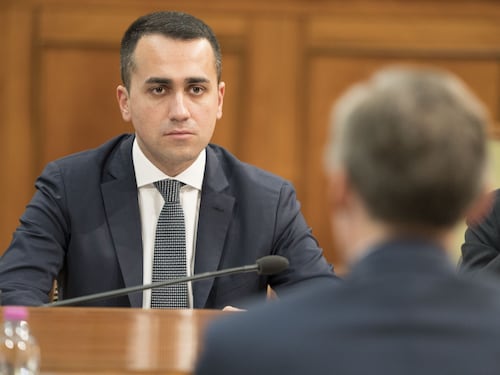 "Sono stanco di perdere, cambio il Movimento"