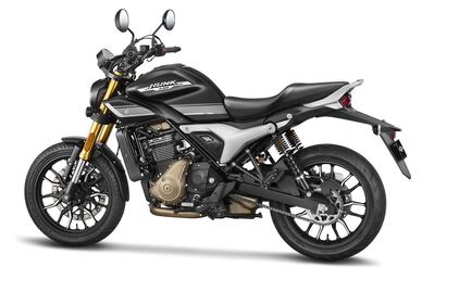 Hero  Xpulse 200 4V e Hunk 440 14