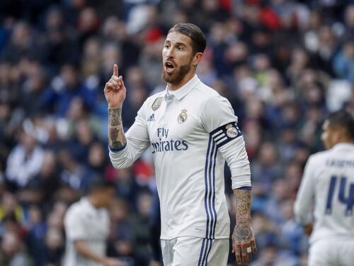 La scelta del Real Madrid, via la croce dallo stemma per non turbare i tifosi arabi
