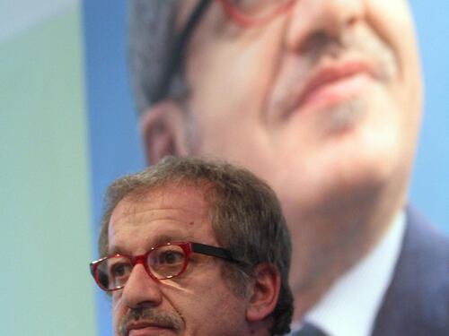 Lega, Maroni: "Prove tecniche di inciucio" tra Bersani e Monti