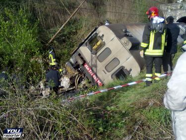 Treno deraglia nel Perugino: 15 feriti 3