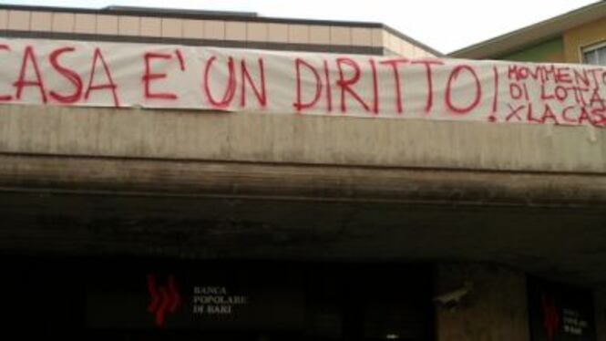 "Milano capitale degli abusivi. Occupata una casa al giorno"
