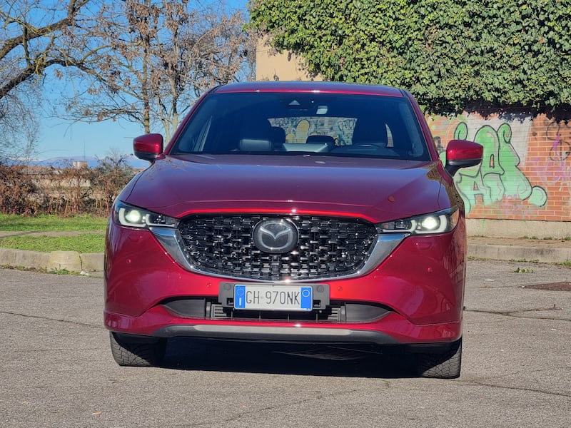 Mazda CX-5 2023, guarda le foto 8