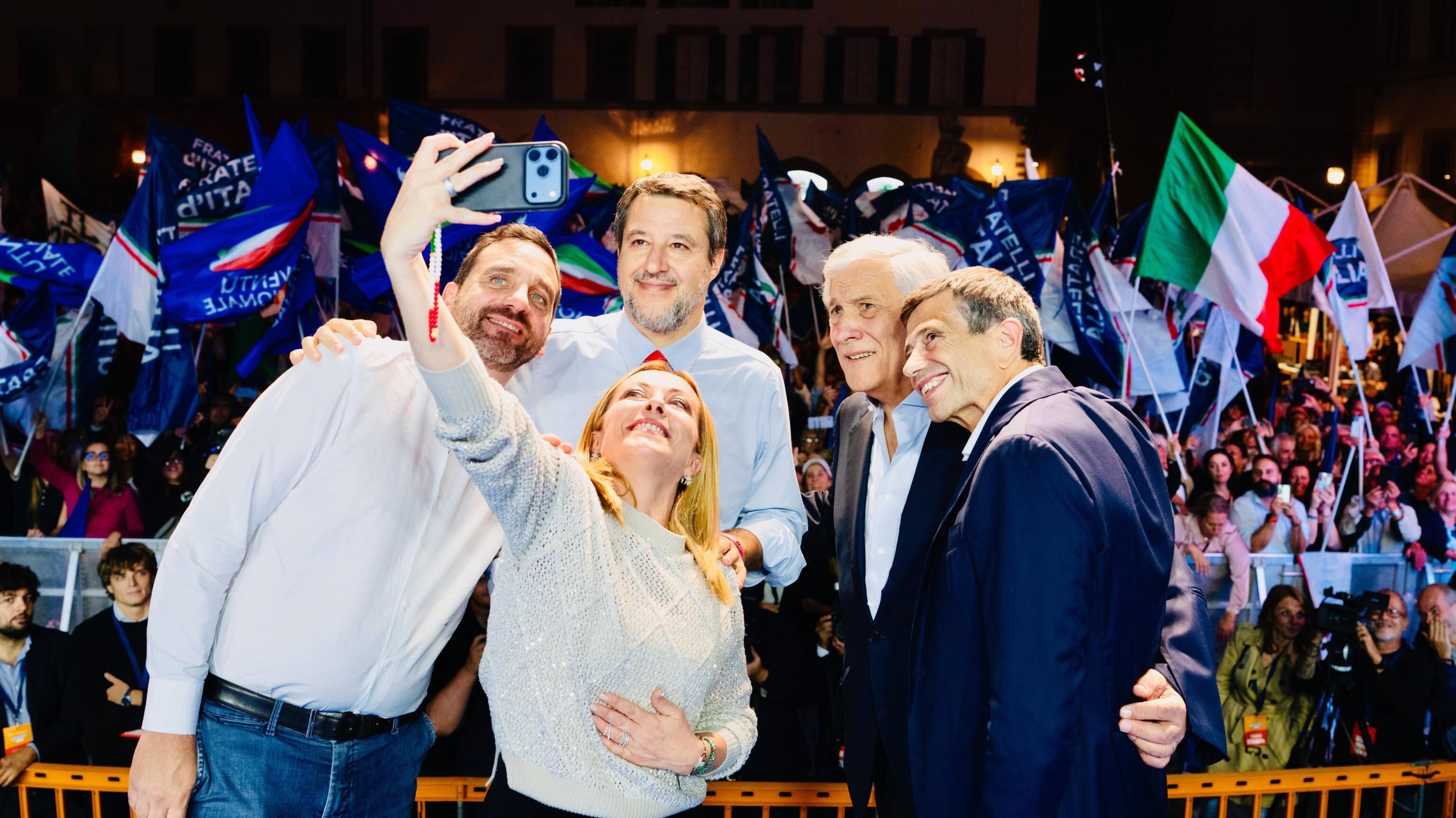 Meloni: "Il campo largo? È un Leoncavallo largo"