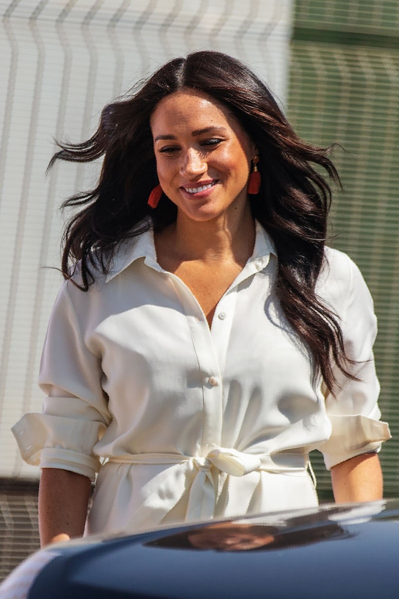 Meghan Markle in Africa: le foto della duchessa 10