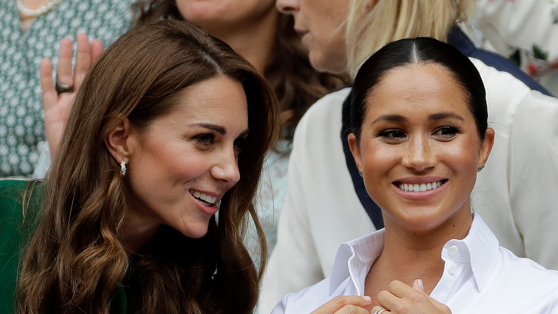 Quell'incontro nascosto fra Kate e Meghan: spuntano le chat
