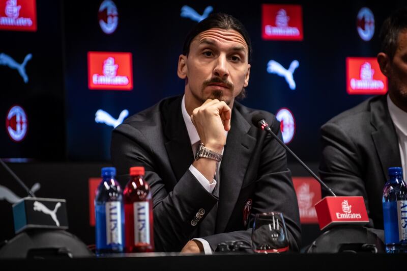 Ibrahimovic superstar: gli scatti del fuoriclasse di Malmo durante la presentazione 7