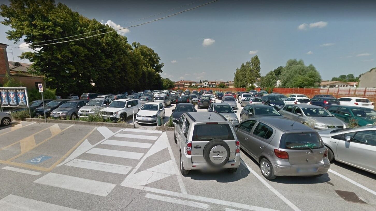 Padova, chiesta espulsione per clandestino, ma è sposato con italiana