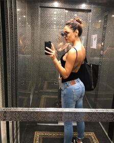 Anna Tatangelo, selfie sexy su Instagram 12