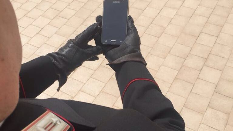 Picchiata per un messaggio su WhatsApp