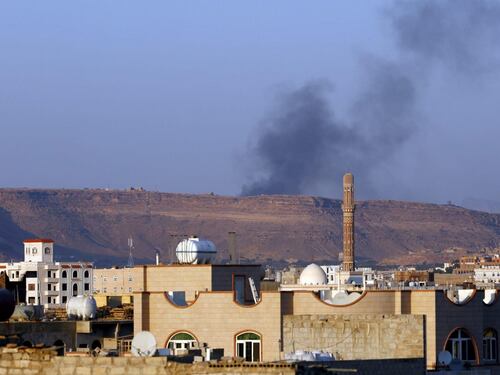 Nuovi raid nello Yemen. Le autorità ribadiscono: "Servono forze di terra"