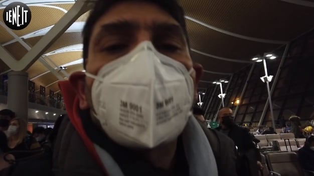 "Atterrato dalla Cina a Catania senza un controllo sanitario"