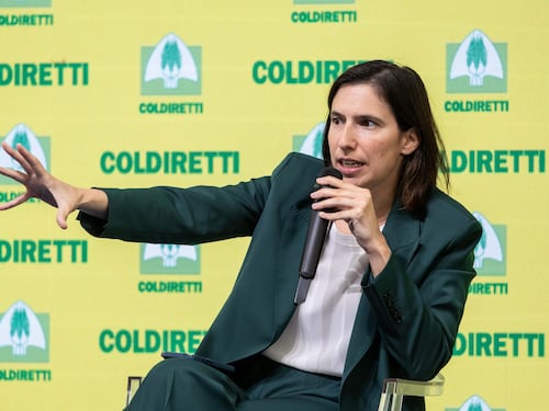 La Schlein si è alleata con l’amico di Hamas. Campo largo in frantumi