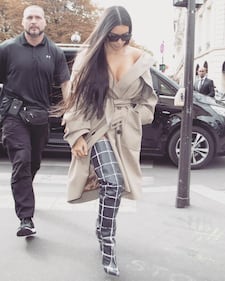 Kim Kardashian in biancheria intima alla Paris Fashion Week 39