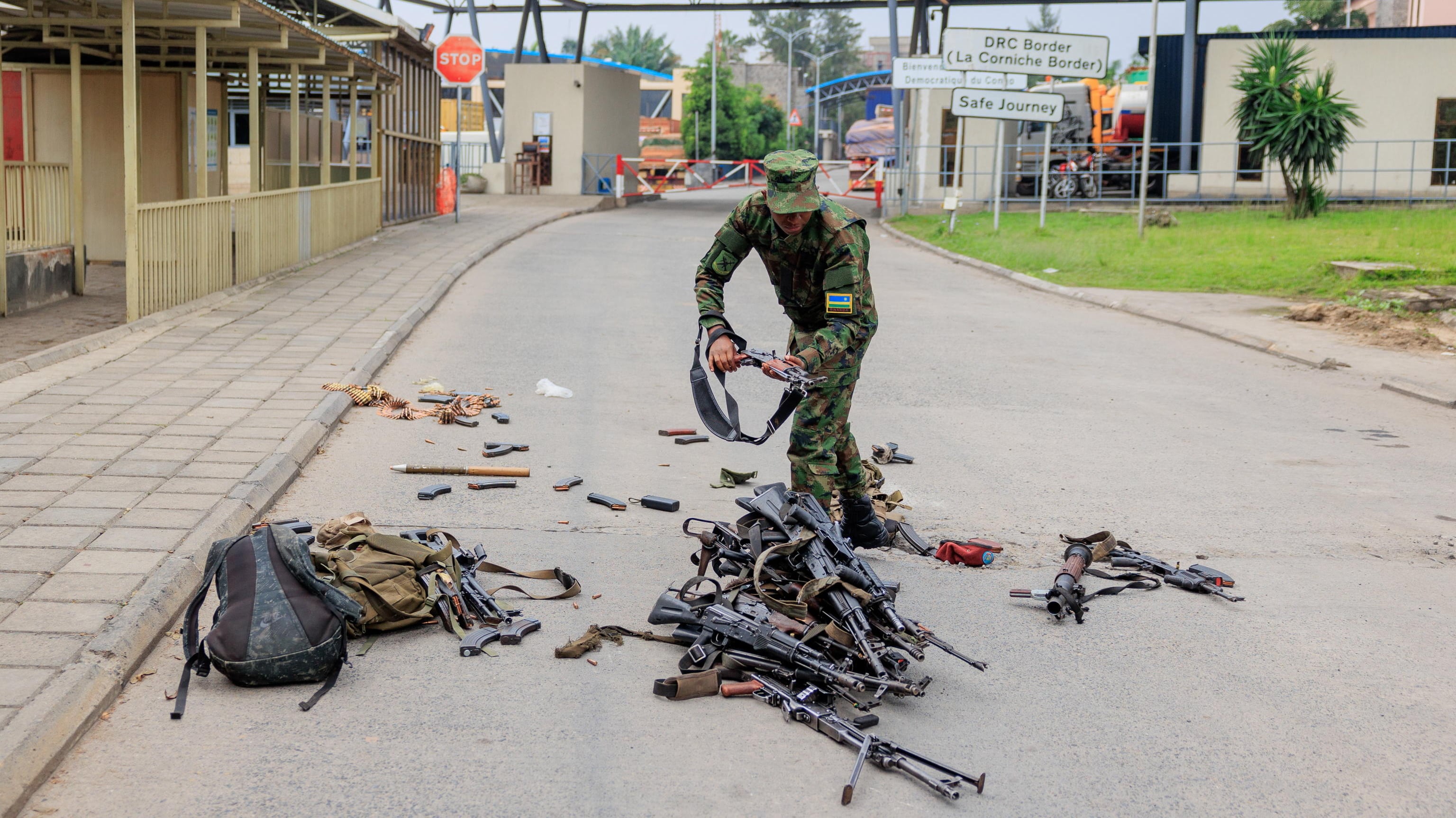 Assalto dei ribelli, morti per strada e ambasciate sotto attacco: Congo nel caos