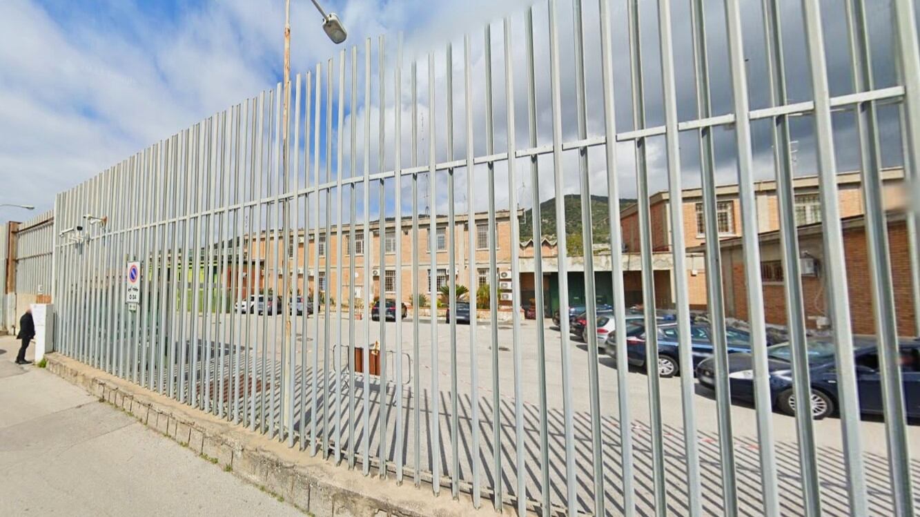 La lite poi la violenta aggressione: così lo straniero ha sgozzato il compagno di cella
