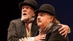 L'assurdo della solitudine aspettando che arrivi Godot
