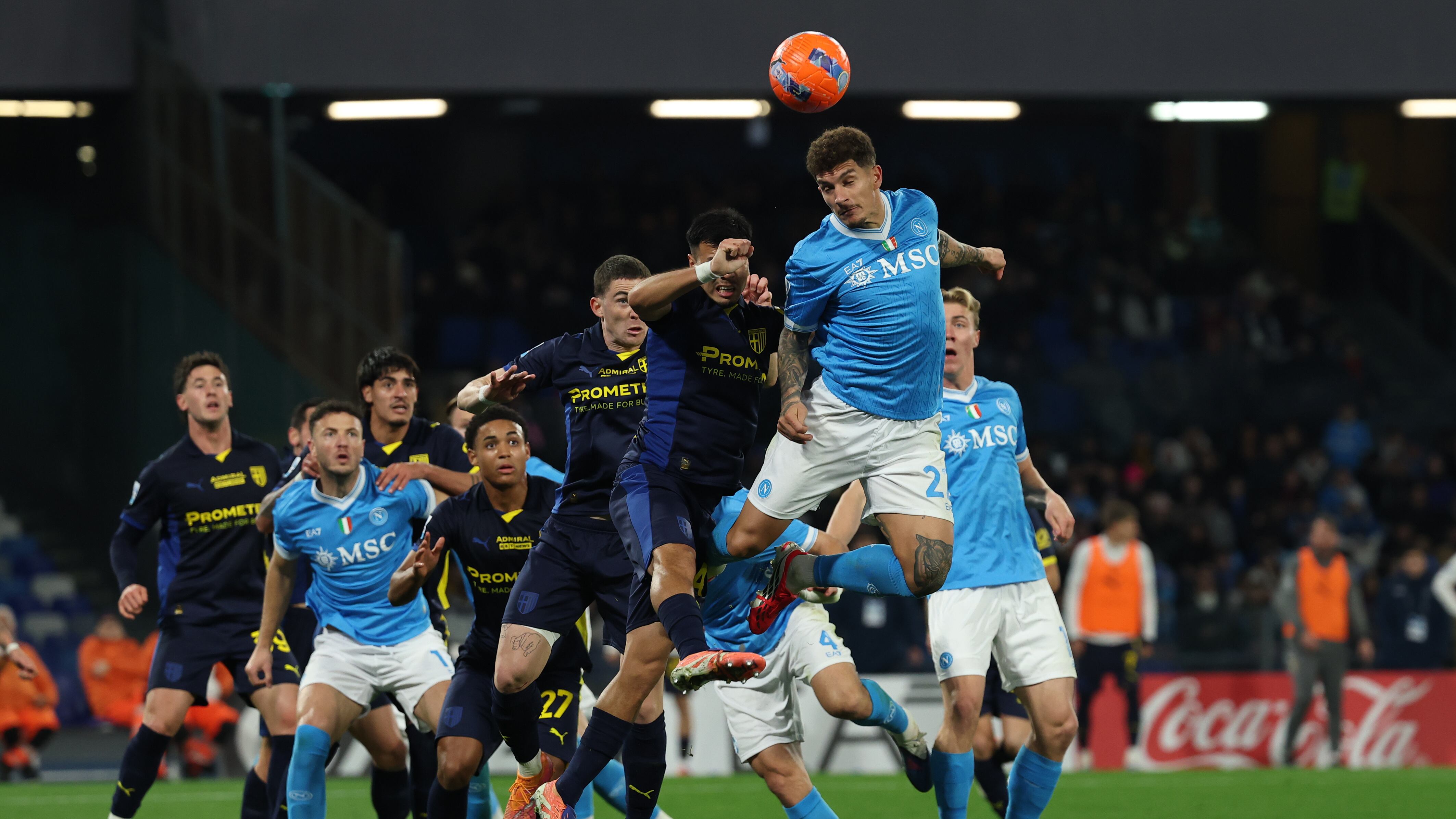 Conte non sa più vincere: il Napoli sbatte sul muro del Parma