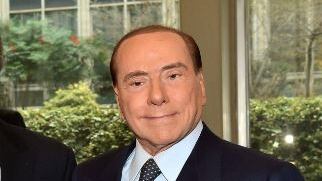 Berlusconi: "Per rilanciar l'economia servono 2 grandi piani su case e infrastrutture"
