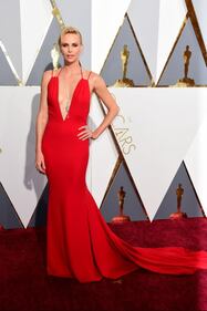 Oscar 2016: tutti i look dal red carpet 24