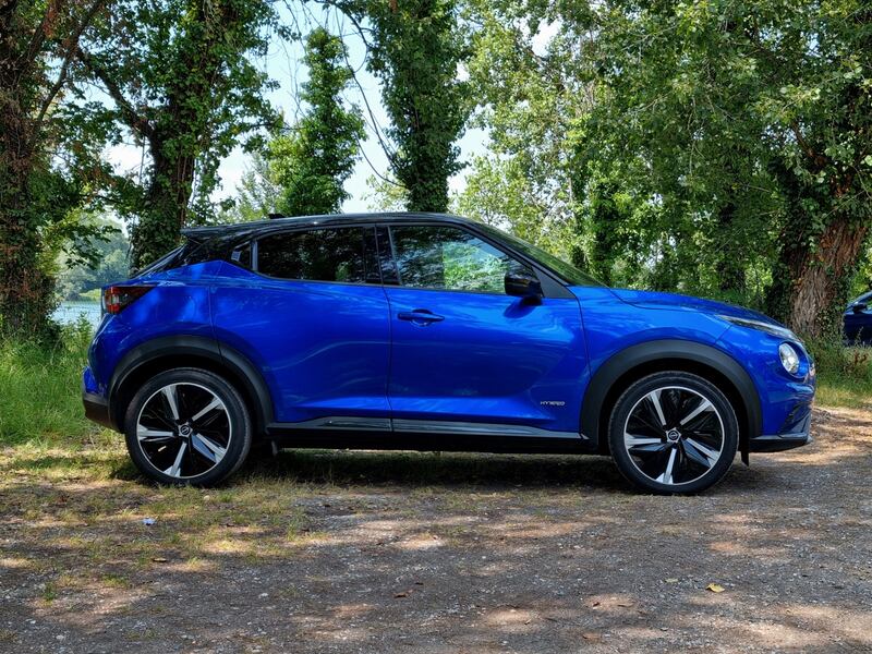 Nissan Jukel Hybrid prova su strada: guarda le foto 6