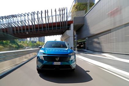Nuova Peugeot 3008, guarda tutte le foto 14